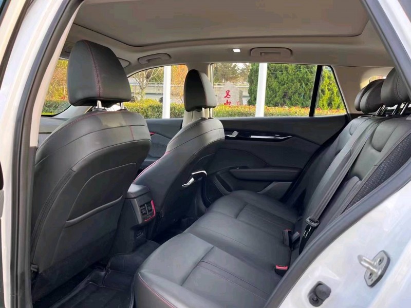 邯郸22年东风奕炫7