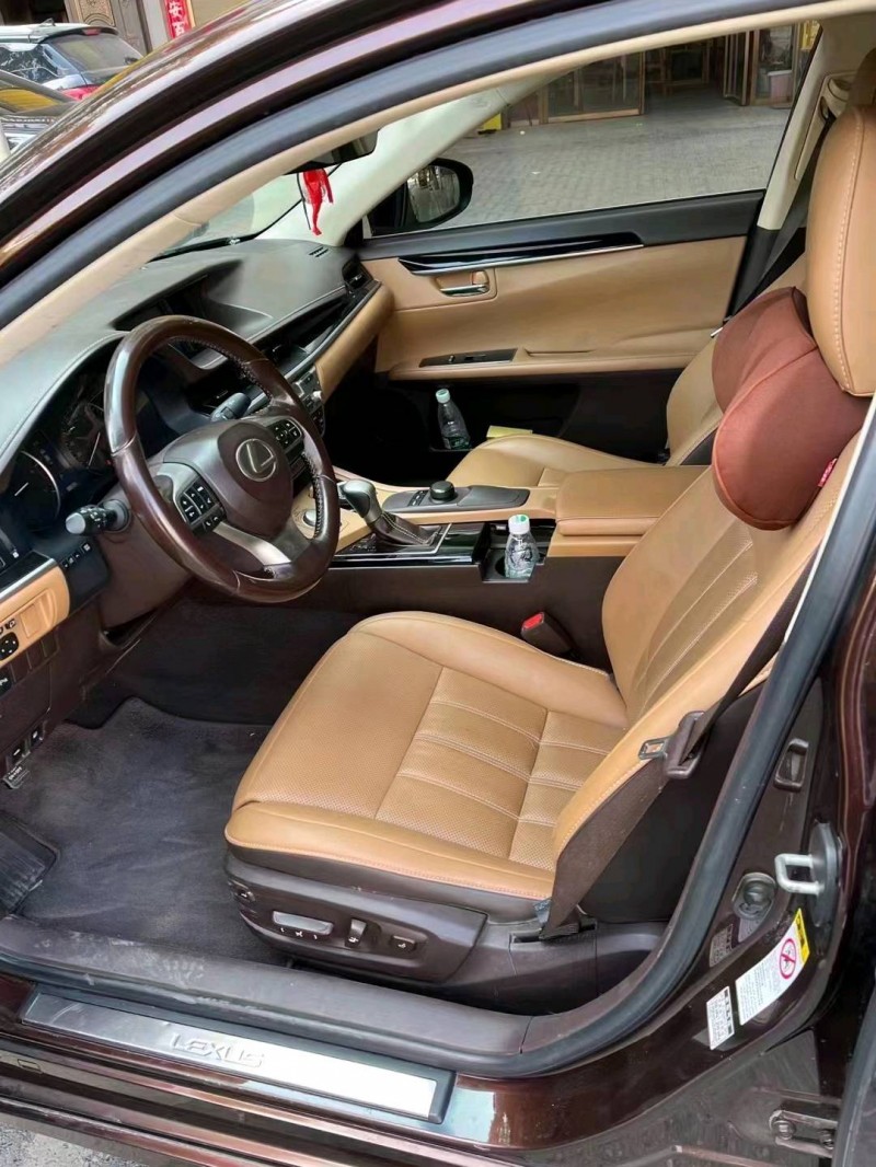 邯郸16年雷克萨斯ES1