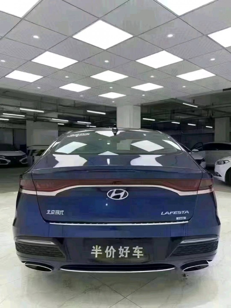 成都20年现代菲斯塔4