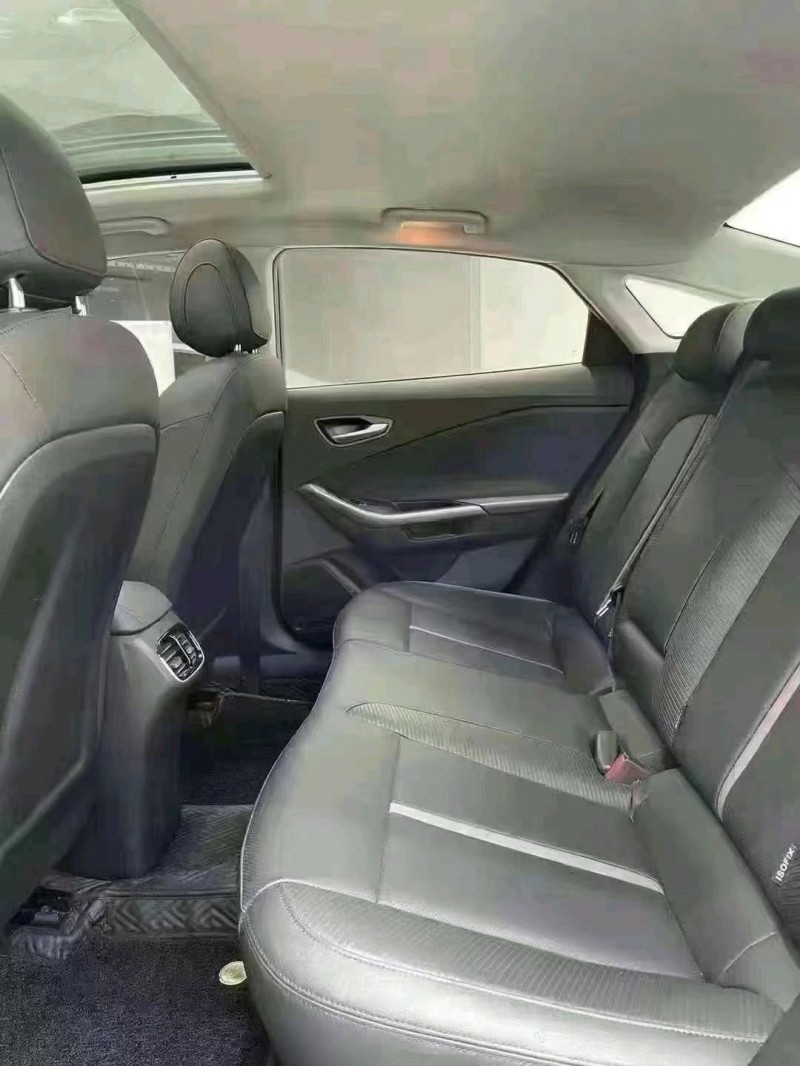 成都20年现代菲斯塔6