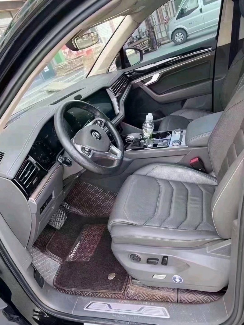 济南20年大众途锐4