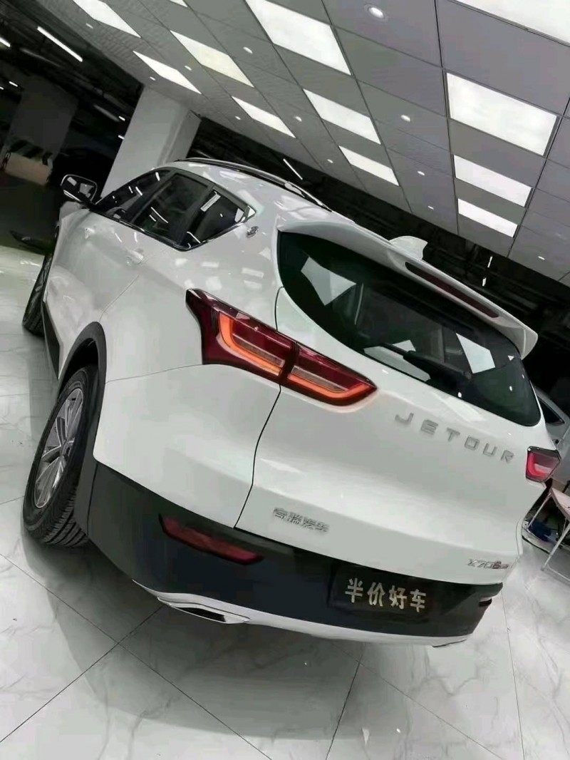 成都22年奇瑞捷途X704