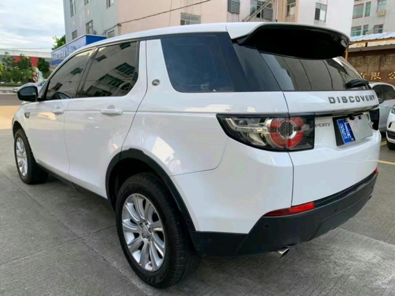 中山18年路虎发现神行4