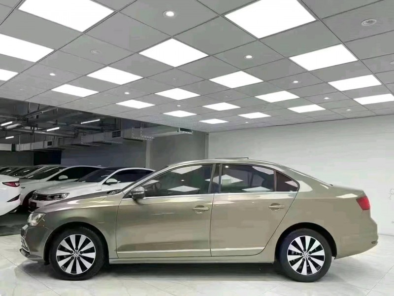 成都18年大众速腾7