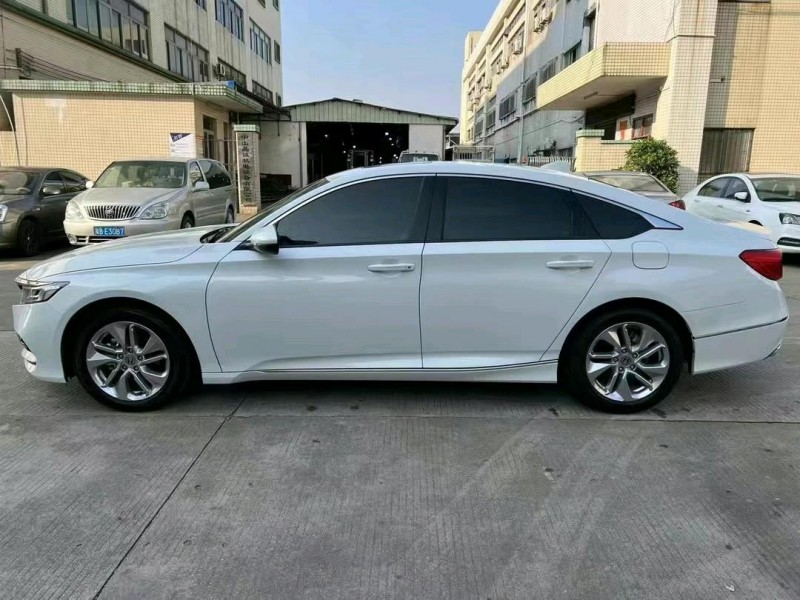 中山21年本田雅阁3