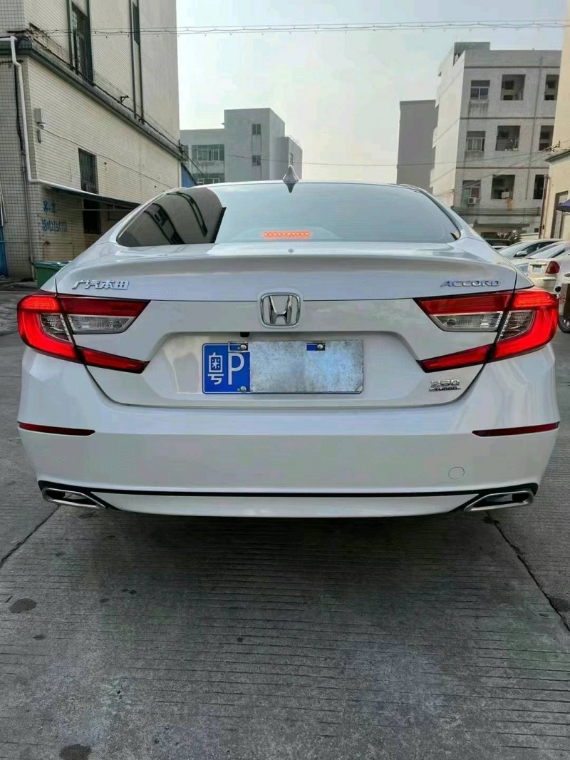 中山21年本田雅阁4