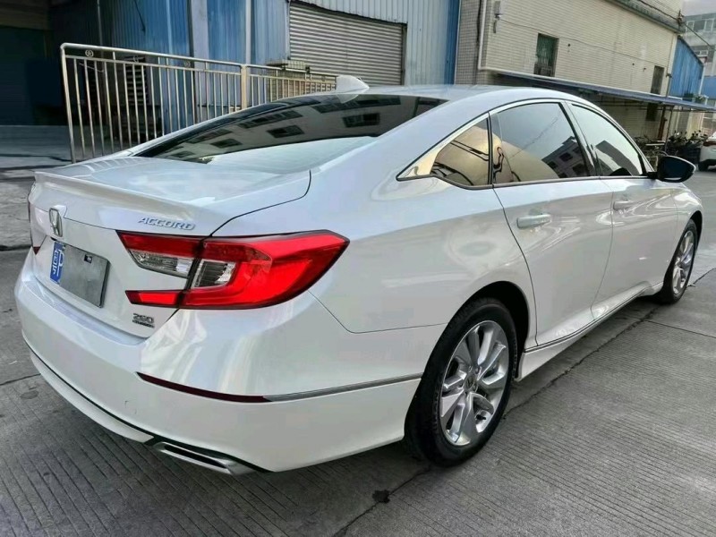 中山21年本田雅阁6