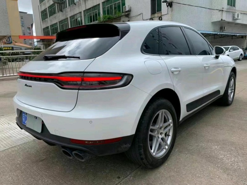 中山21年保时捷Macan5