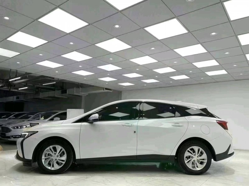 成都21年别克微蓝3