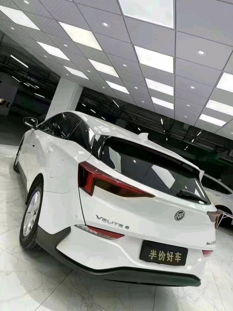 成都21年别克微蓝4