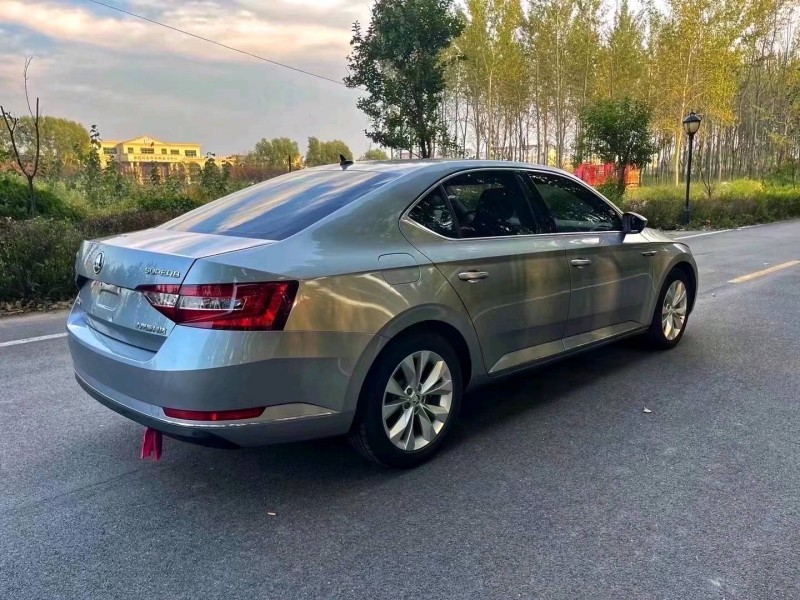 枣庄18年斯柯达速派4