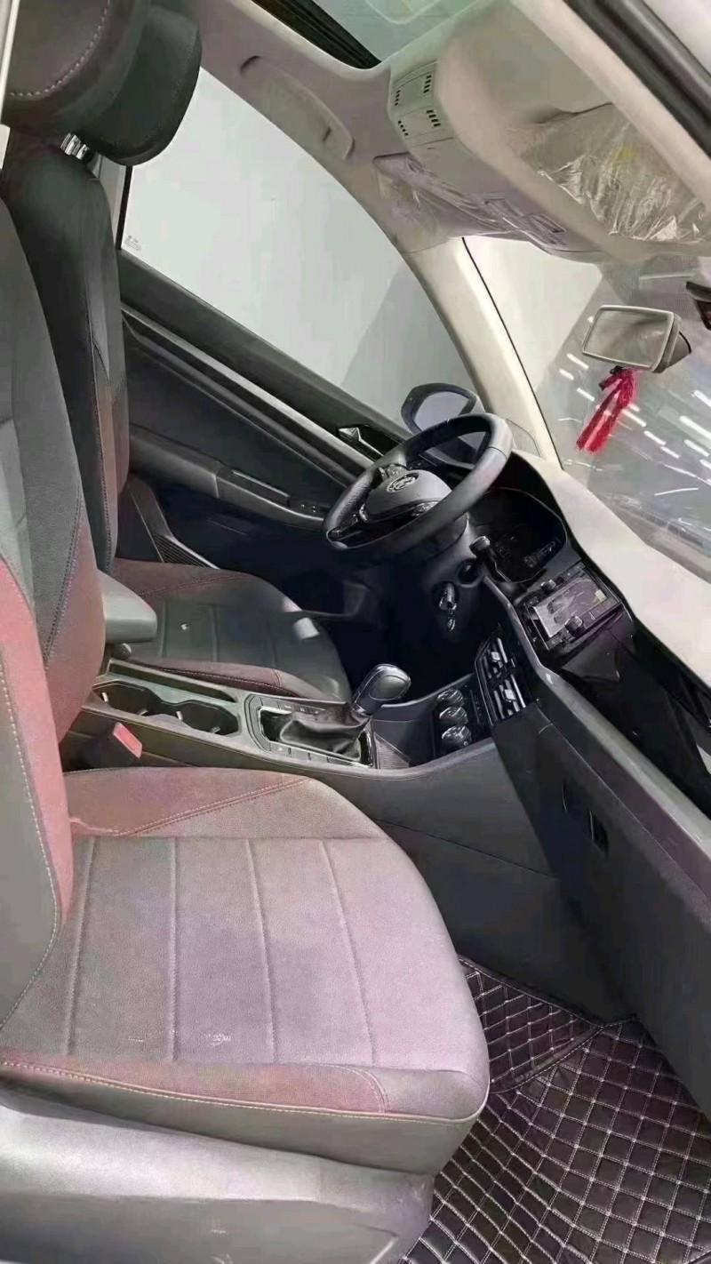 成都20年大众宝来8