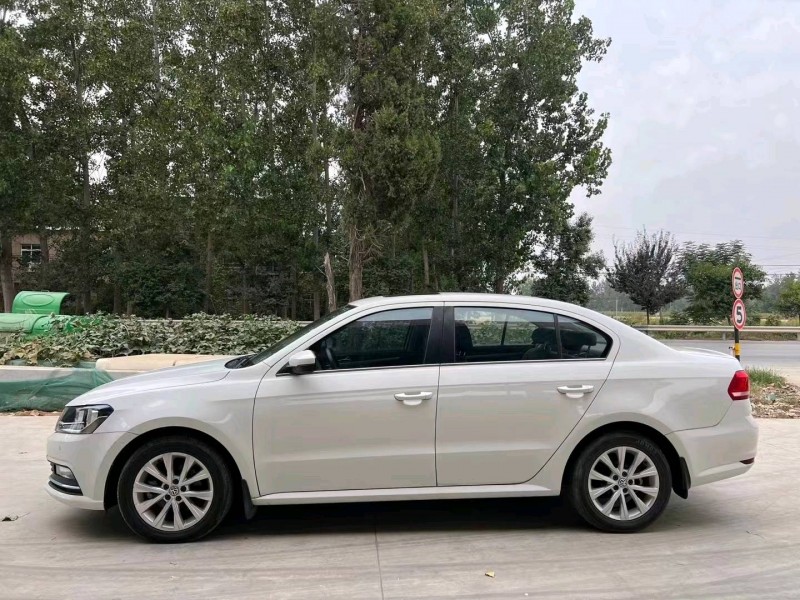 北京17年大众朗逸7