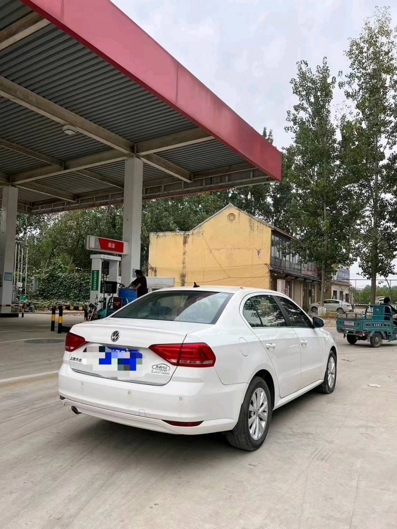 北京17年大众朗逸6