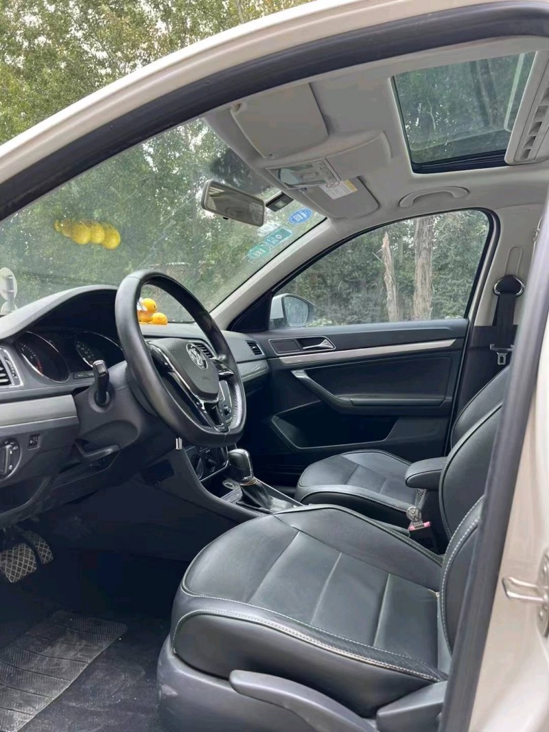 北京17年大众朗逸4