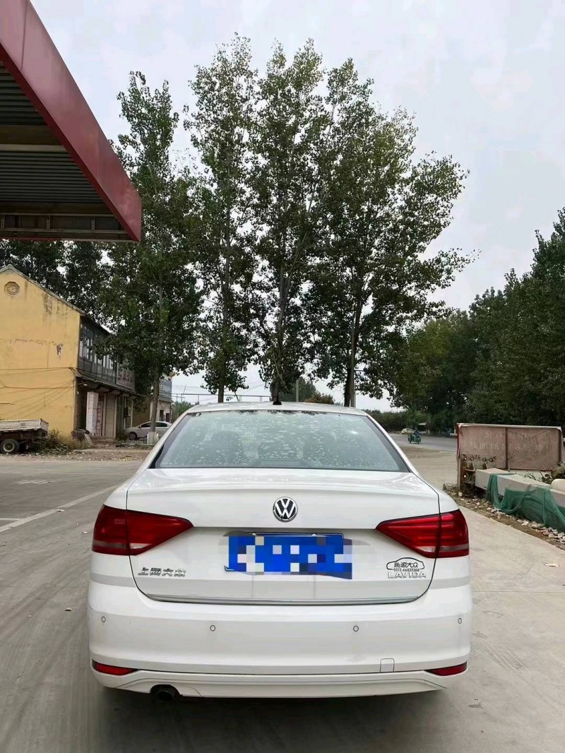 北京17年大众朗逸1