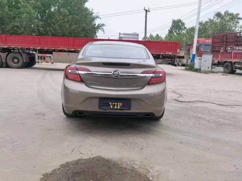 徐州17年别克君威9