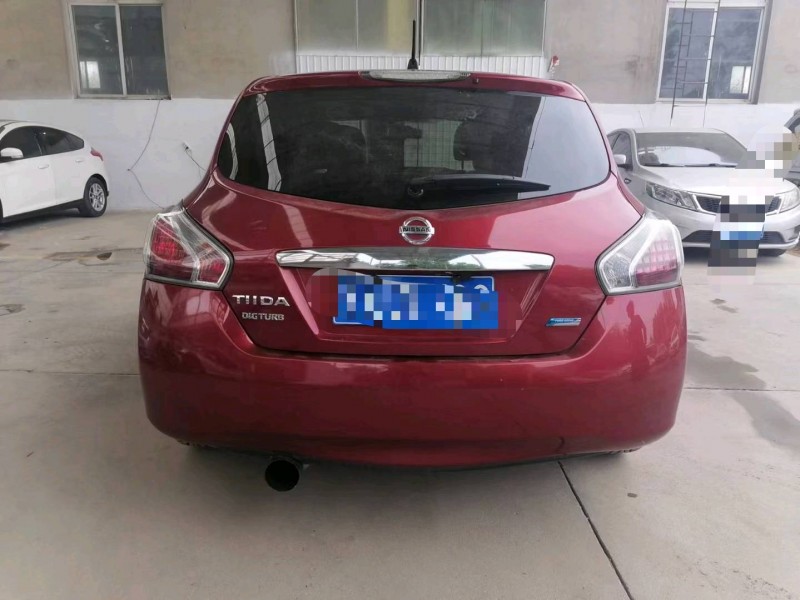 保定13年日产骐达7