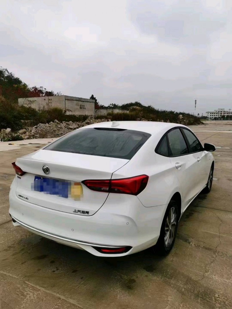 邢台22年别克威朗6