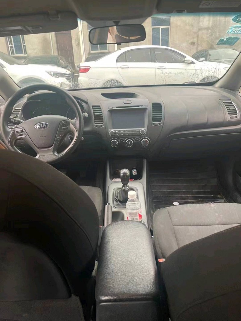 邯郸15年起亚K33