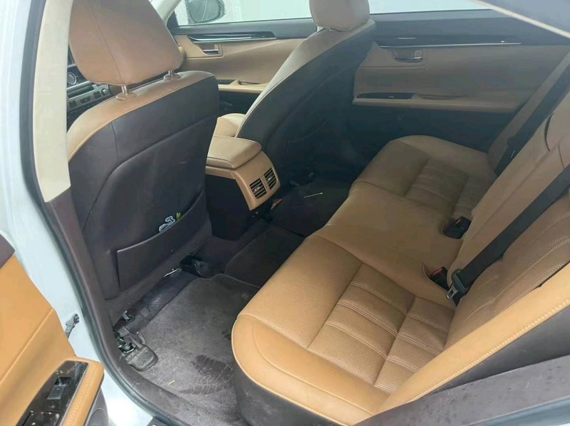 东莞16年雷克萨斯ES4