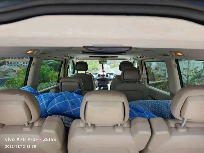 邯郸11年奔驰唯雅诺2