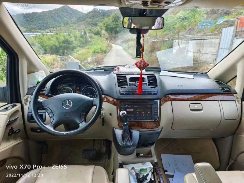 邯郸11年奔驰唯雅诺3