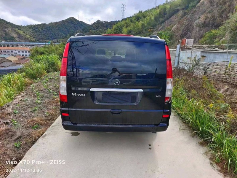 邯郸11年奔驰唯雅诺4