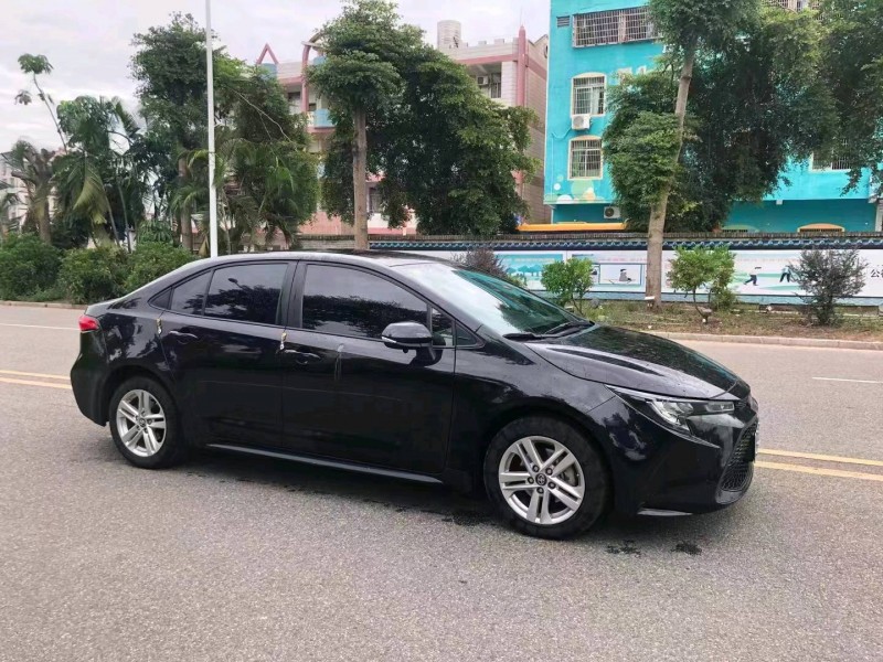 邯郸21年丰田雷凌4