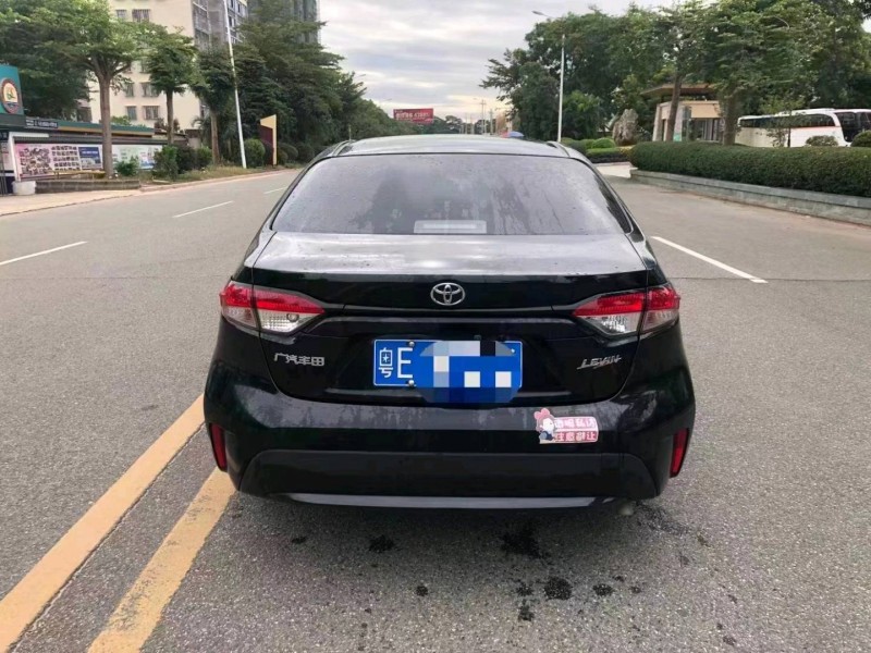 邯郸21年丰田雷凌6