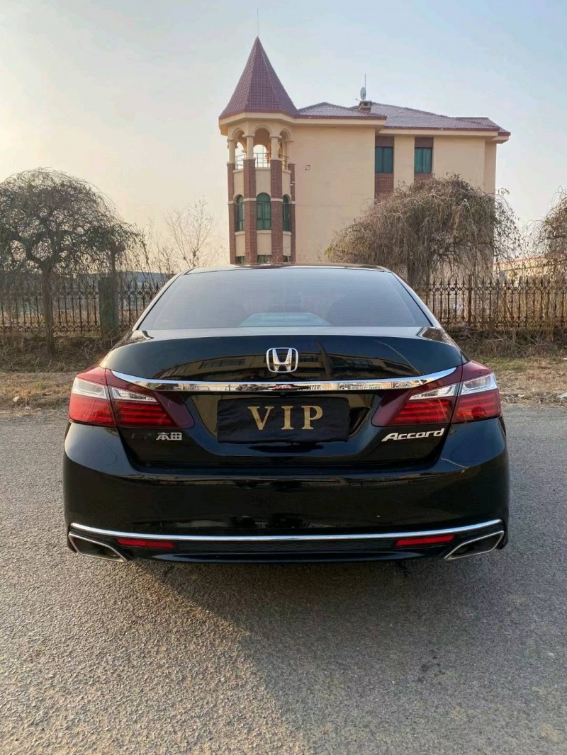 沈阳18年本田雅阁6