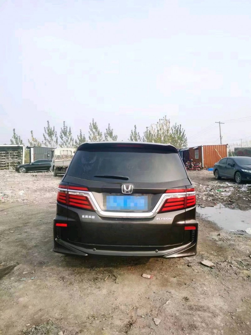 苏州18年本田艾力绅3