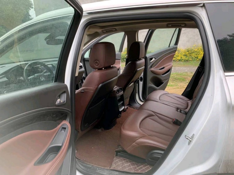 成都15年别克昂科威10