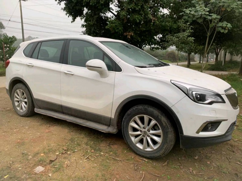 成都15年别克昂科威6