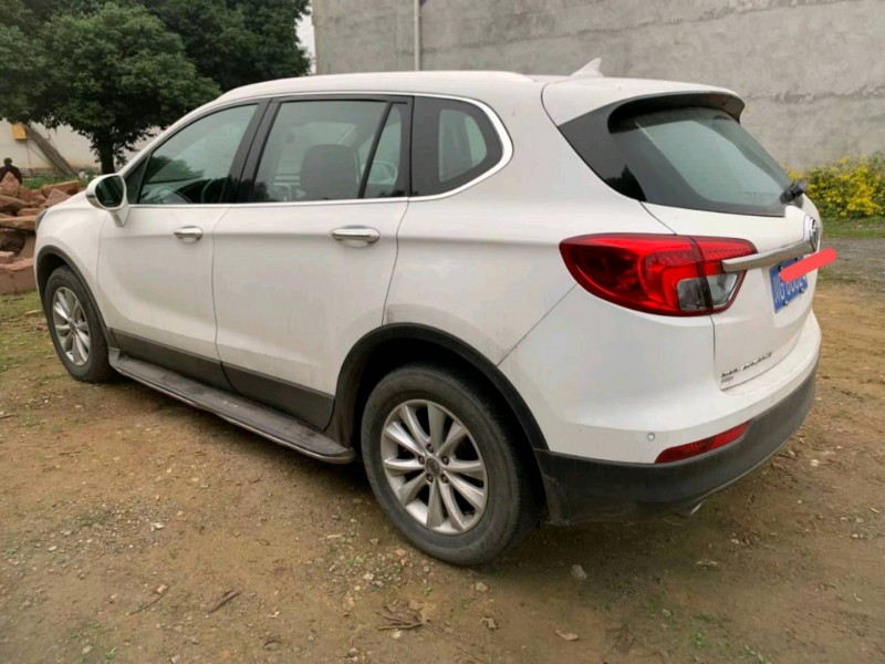 成都15年别克昂科威3