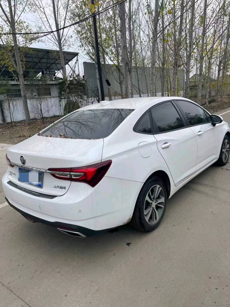 枣庄21年别克威朗6