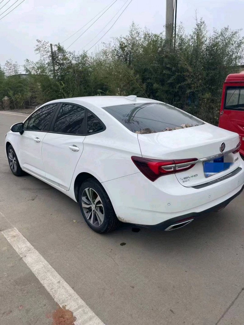 枣庄21年别克威朗4