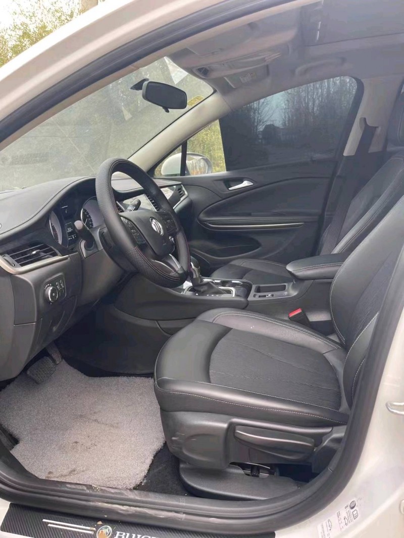 枣庄21年别克威朗3