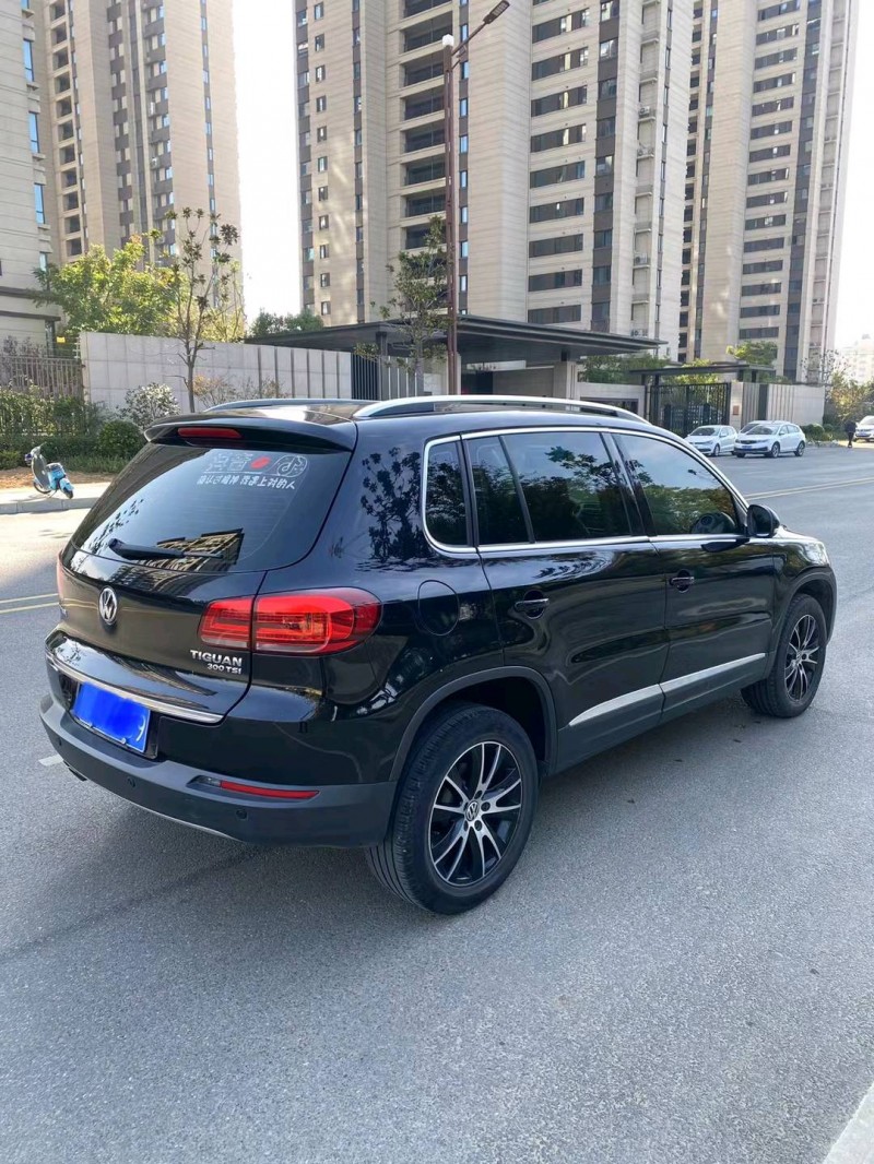 淮南16年大众途观5