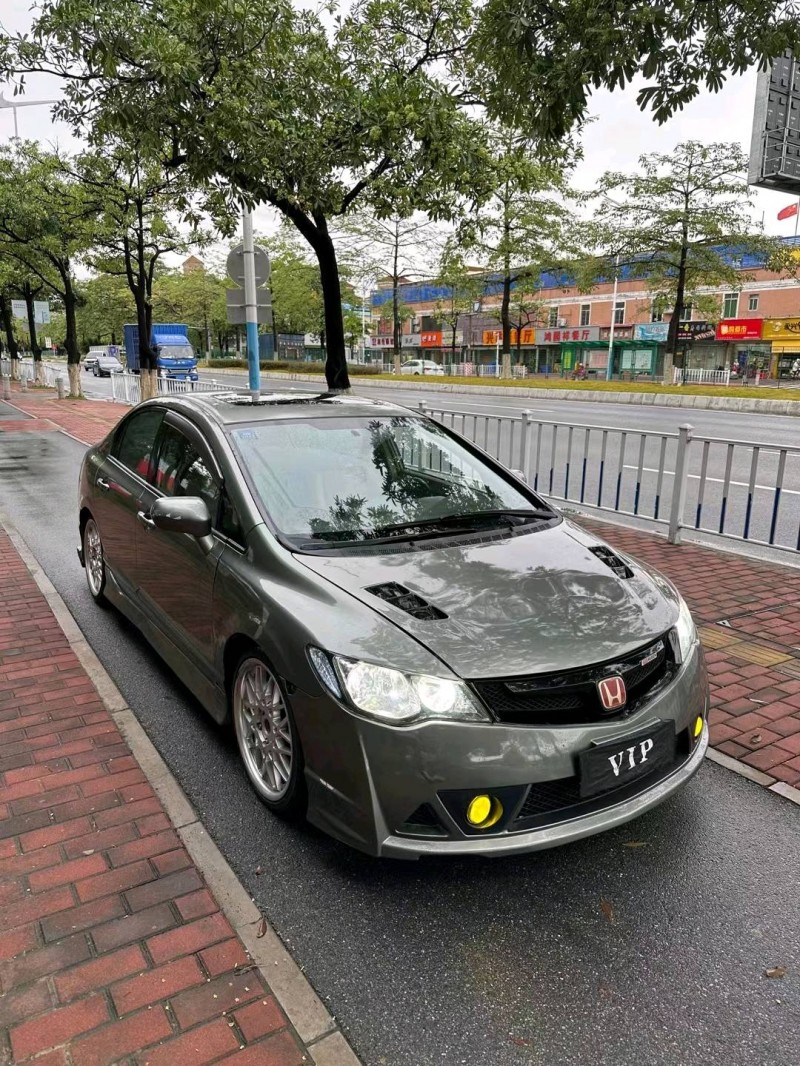 广州07年本田思域2