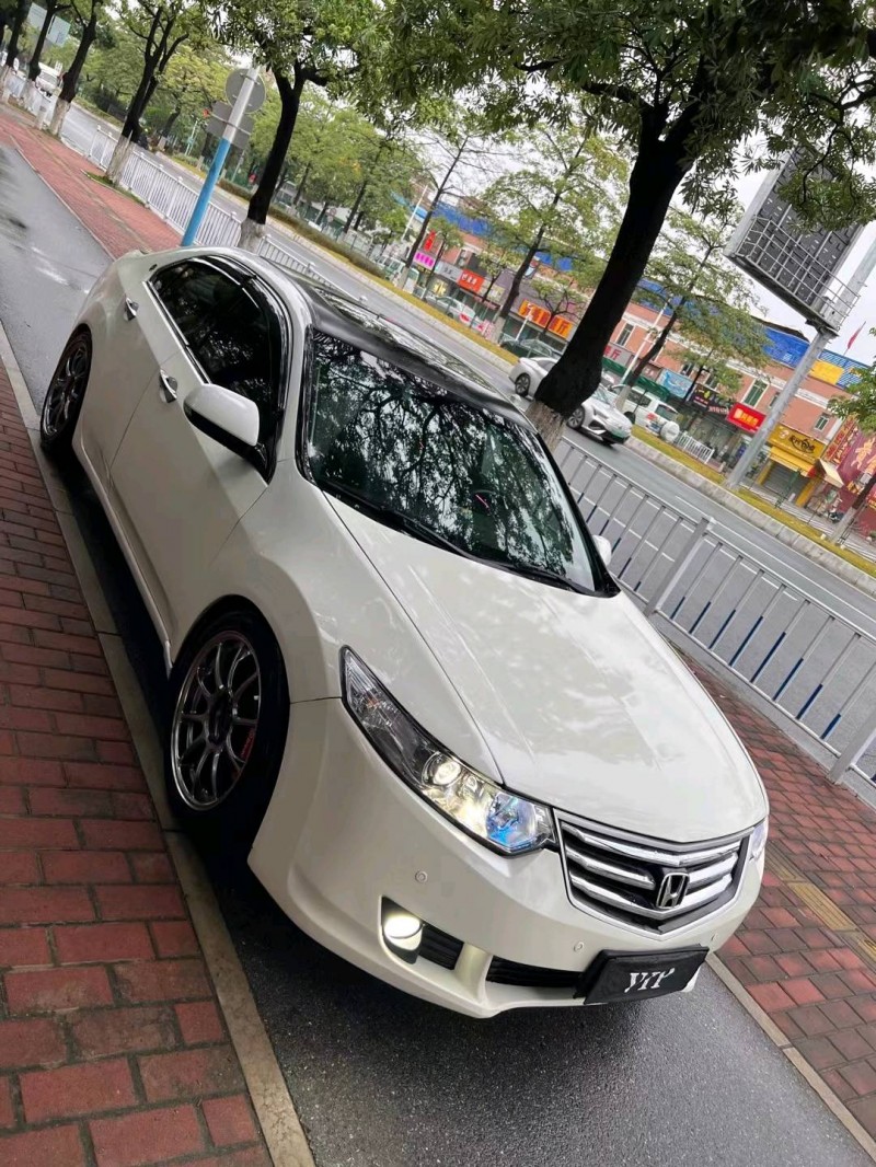 广州11年本田思铂睿7