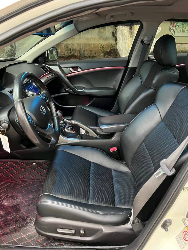 广州11年本田思铂睿5