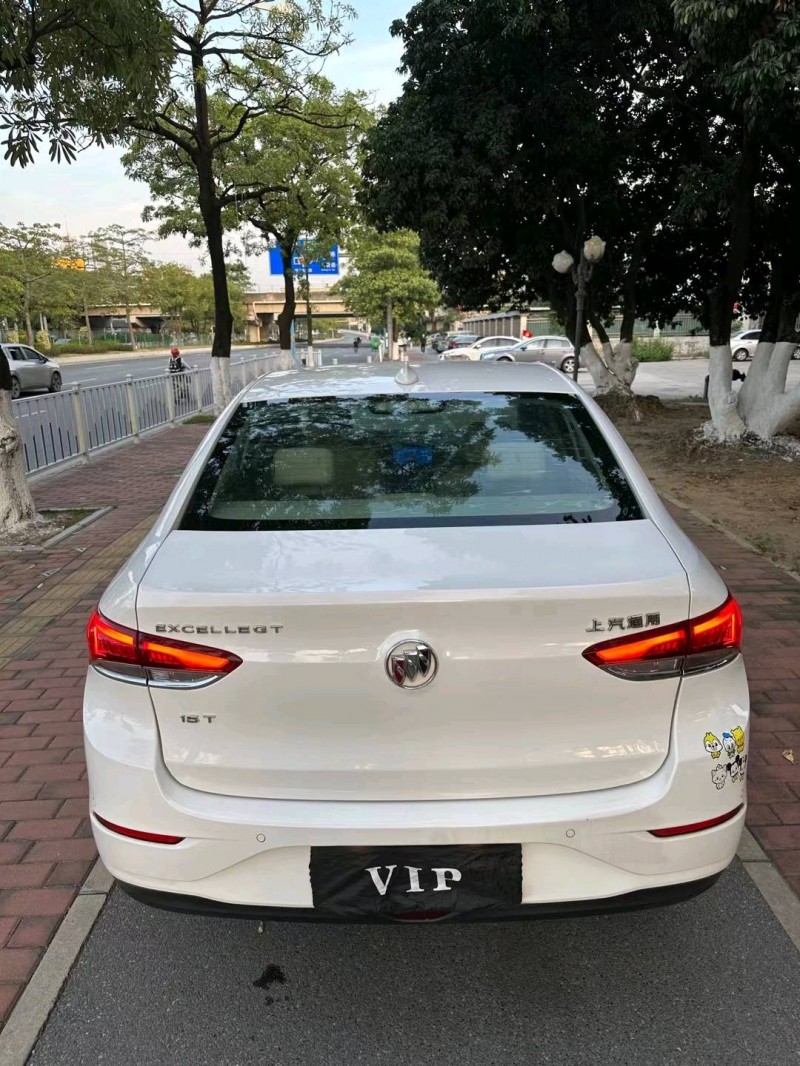 广州18年别克英朗9