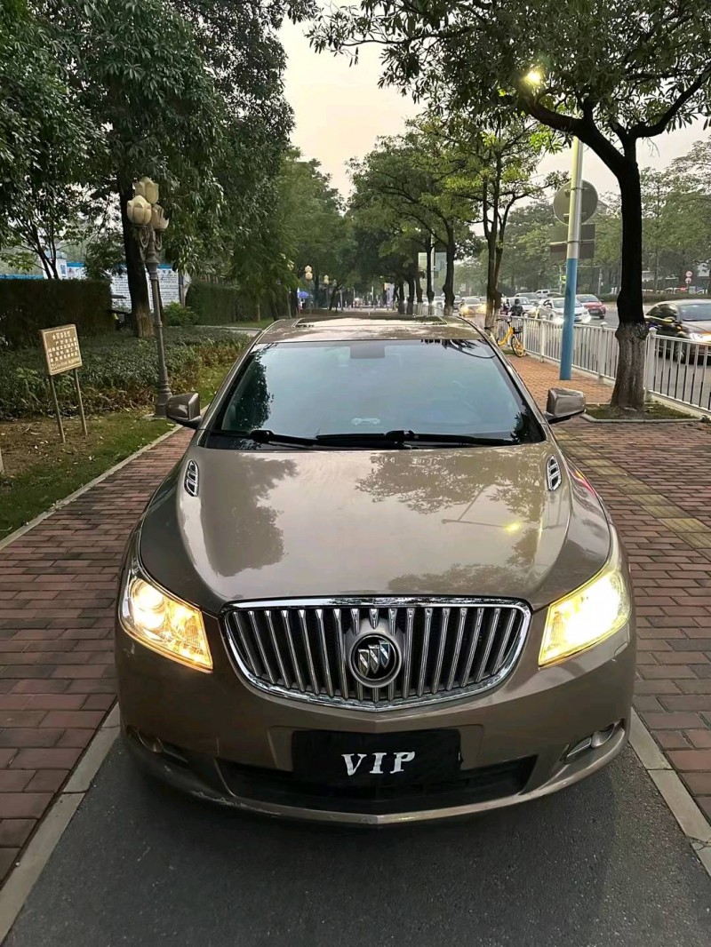 广州10年别克君越1