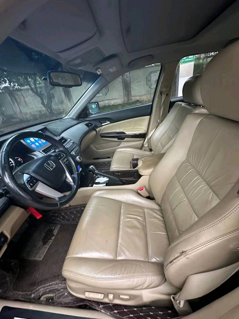 广州09年本田雅阁4