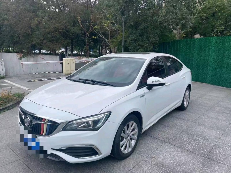 嘉兴18年别克威朗2