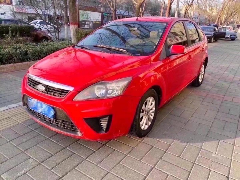 东营12年福特福克斯7