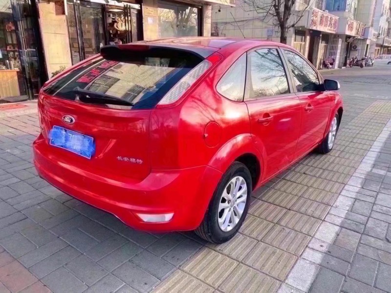 东营12年福特福克斯5