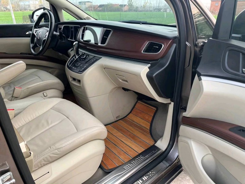 徐州18年别克GL88