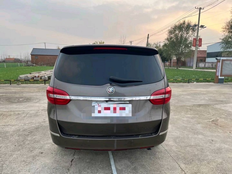 徐州18年别克GL89